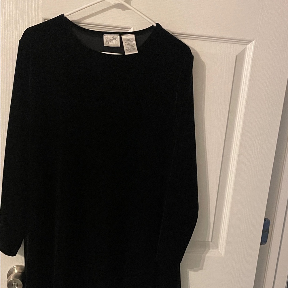Elegant Black Velvet Dress